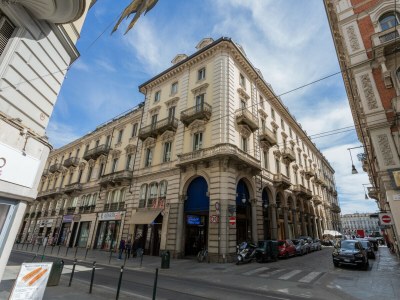 Apartment Barbaroux 6 - L'angolo di Piazza Castello - Outdoor photo 3