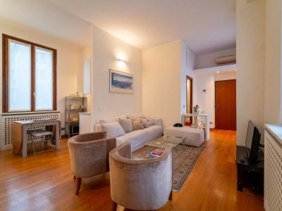 Apartment Isola Cozy Apartment - Features photo 10