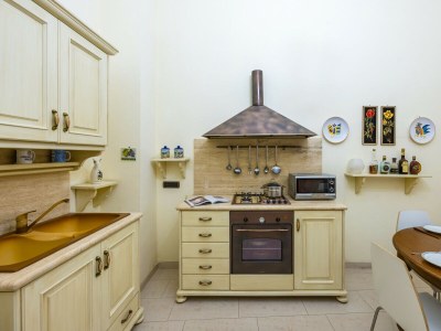 Apartment Homely City Apartment - Features photo 10