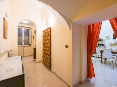 Apartment Homely City Apartment - Features photo 35