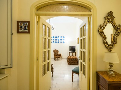 Apartment Homely City Apartment - Features photo 36