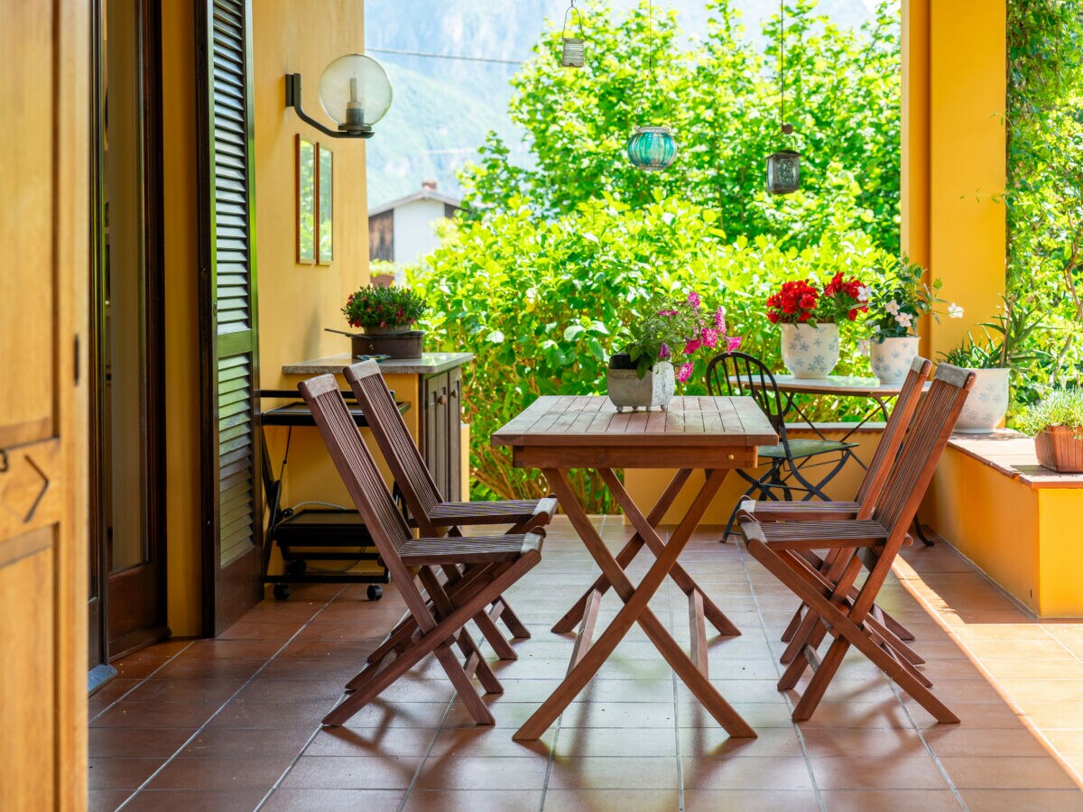 Holiday house Villetta Camelia with Garden - Outdoor photo 2