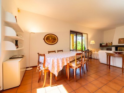 Holiday house Villetta Camelia with Garden - Features photo 17