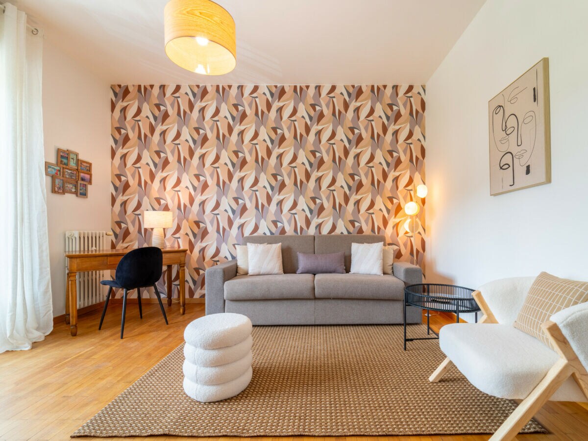 Apartment Autumn Apartment - Features photo 3