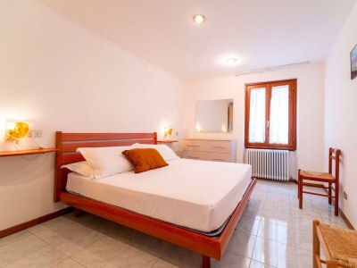 Apartment Greenway Apartment - Features photo 18