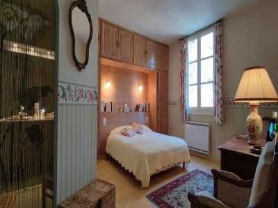 Holiday house Geräumiges Ferienhaus mit privatem Pool und Park - Features photo 23