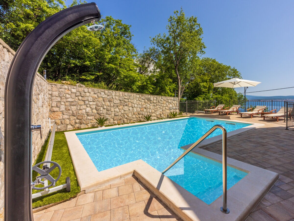 Villa Antani with heated pool, sauna & jacuzzi - Outdoor photo 2
