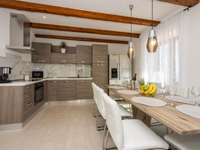 Villa Antani with heated pool, sauna & jacuzzi - Features photo 23