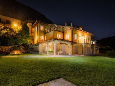 Holiday house Villa Ulivi - Apartment 1 with Shared Pool - Outdoor photo 9