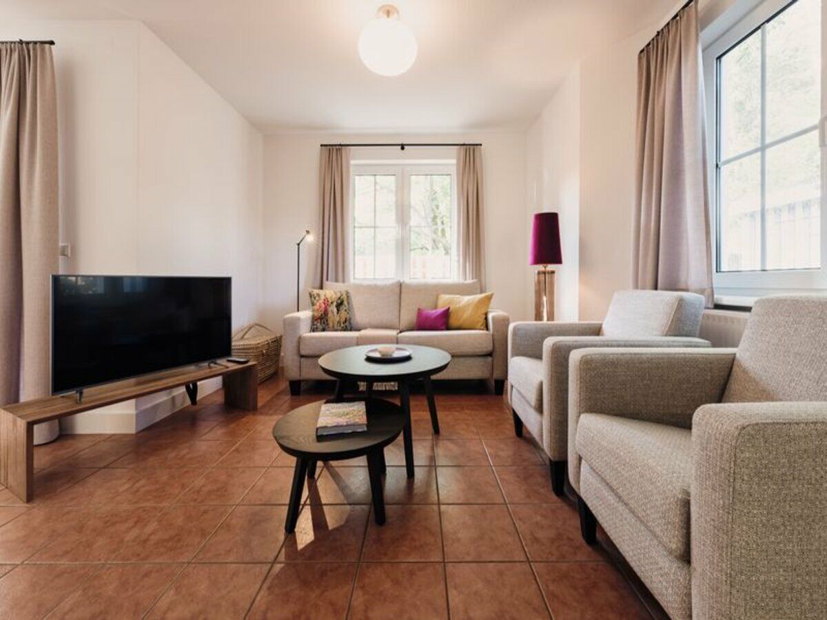 Holiday apartment Apartment 3 "Haus Pinus" ground floor - Features photo 4