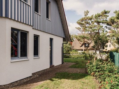 Holiday apartment Apartment 3 "Haus Pinus" ground floor - Outdoor photo 2