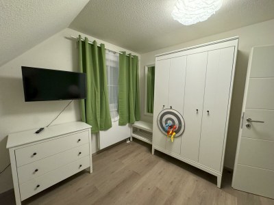 Apartment Ferienhaus, Dusche und Bad, WC, 3 Schlafräume - Features photo 13