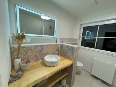 Apartment Ferienhaus, Dusche und Bad, WC, 3 Schlafräume - Features photo 19