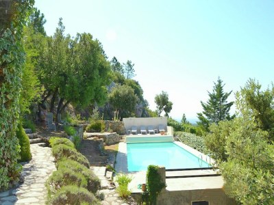 Villa Villa in Tourtour with Swimming Pool - Outdoor photo 12