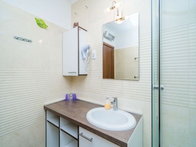 Apartment Villa Samba - Double Room with Balcony and Sea View - gasi se - Features photo 6