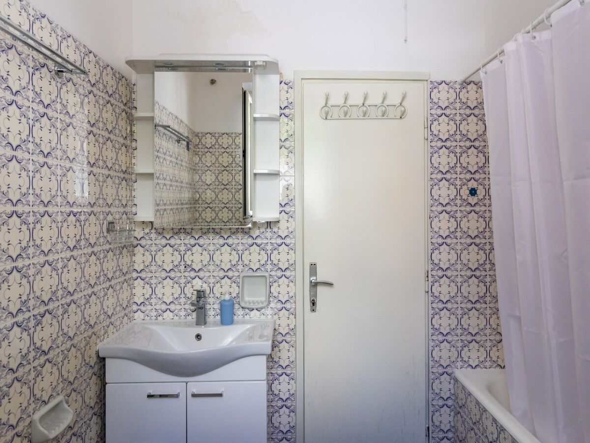 Apartment Begović Guest House - Two-Bedroom Suite with Balcony - Features photo 5