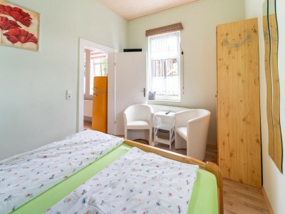 Apartment Quiet Garden Apartment - Features photo 12