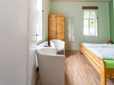 Apartment Quiet Garden Apartment - Features photo 26