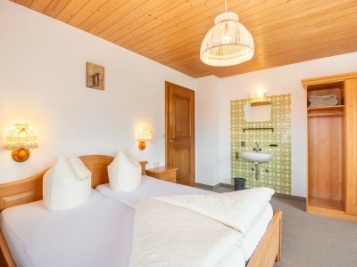 Chalet Chalet in Zell am Ziller near Ski Lift - Features photo 14