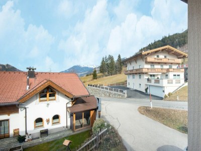 Chalet Chalet in Zell am Ziller near Ski Lift - Environment photo 35