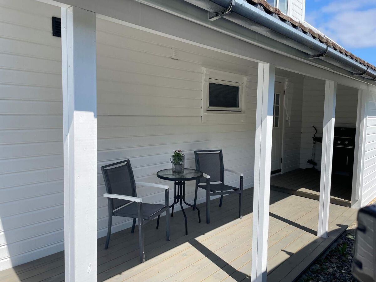 Holiday house 6 person holiday home in BØMLO - Outdoor photo 2