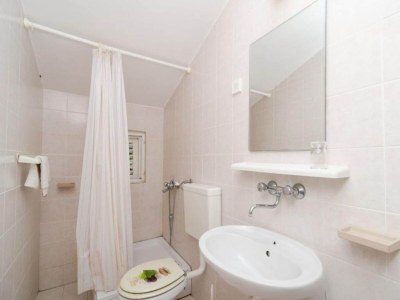 Apartment Apartments Sutvid- Two Bedroom Apartment with Balcony and Sea View - Features photo 11