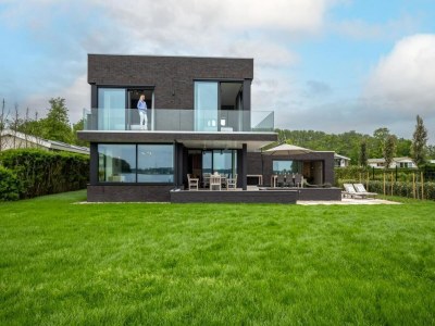 Holiday house Attraktive Villa mit Bootssteg - Outdoor photo 11