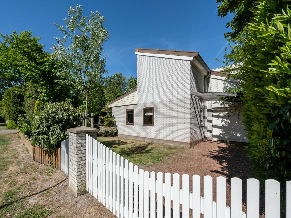 Holiday house Bungalow für 7 am Veerse Meer Von Belvilla