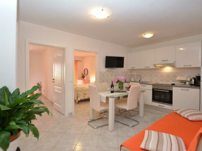 Holiday house Ljiljana Apartment 2 - Features photo 3