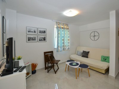 Holiday house Eta With private pool - Features photo 13