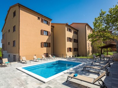 Apartment Cesare 5-Modern Apartment with Shared Pool - Outdoor photo 4