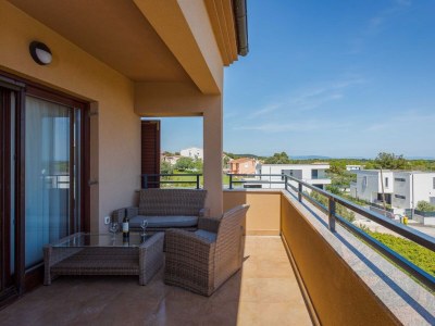 Apartment Cesare 5-Modern Apartment with Shared Pool - Outdoor photo 12