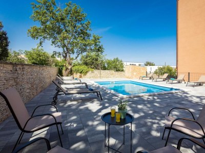 Apartment Cesare 5-Modern Apartment with Shared Pool - Outdoor photo 13