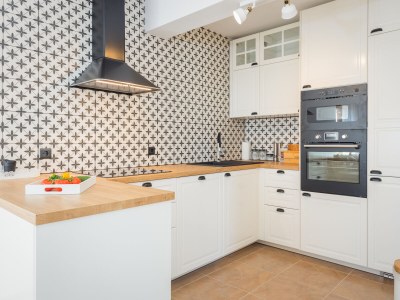 Apartment Cesare 5-Modern Apartment with Shared Pool - Features photo 28