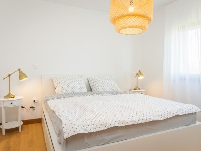 Apartment Cesare 5-Modern Apartment with Shared Pool - Features photo 33