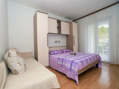 Apartment Apartments Pezo - Two Bedroom Apartment with Balcony - Features photo 12