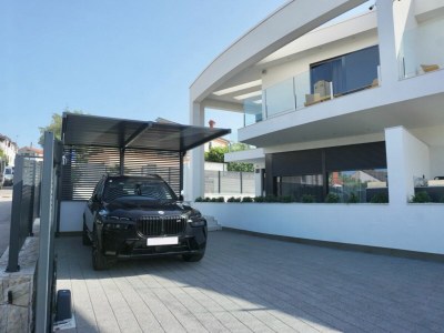 Villa Sarah with heated pool - Outdoor photo 7