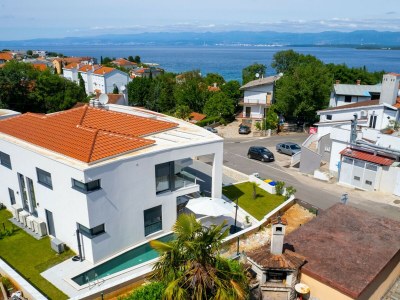 Villa Sarah with heated pool - Outdoor photo 10
