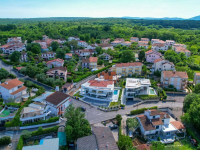 Villa Sarah with heated pool - Environment photo 40