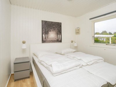 Holiday house Charming Cottage by Beach - By Traum Ferienwohnungen - Outdoor photo 17