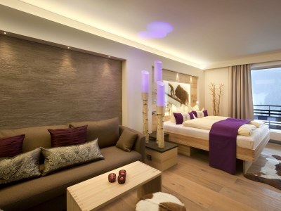 Holiday room "Superior-Alpinchic"   Doppelzimmer - DU/WC - Features photo 41