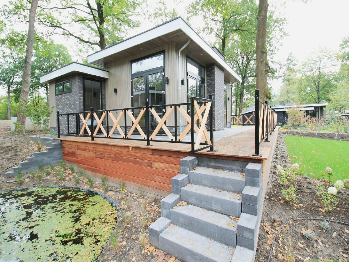 Holiday park Cottage in De Veluwe am Teich für 6 Von Belvilla - Outdoor photo 2