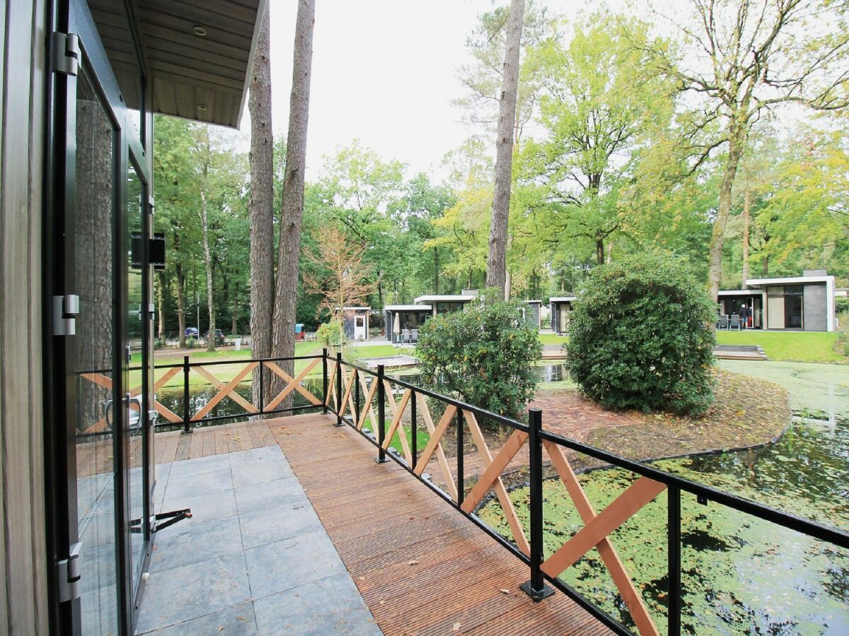 Holiday park Cottage in De Veluwe am Teich für 6 Von Belvilla - Outdoor photo 4