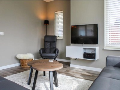 Holiday park Villa mit Garten in einem Ferienpark am Wasser - Features photo 6