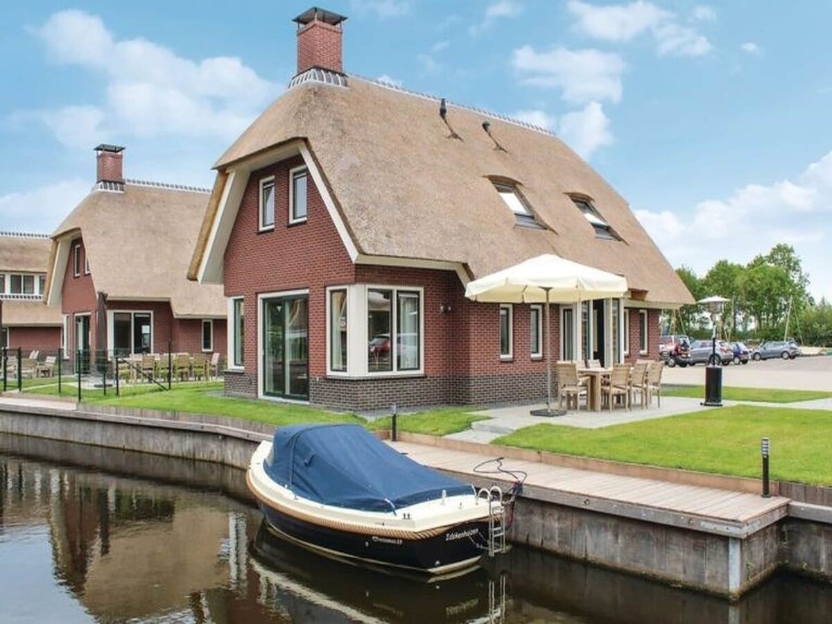 Holiday park Villa in Friesland mit Sauna und Whirlpool