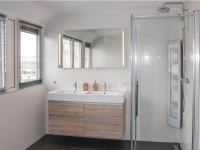 Holiday park Villa in Friesland mit Sauna und Whirlpool - Features photo 11