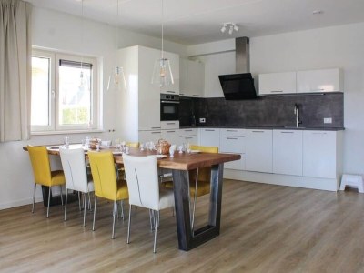 Holiday park Villa in Friesland with Waterfront Jetty - Features photo 7