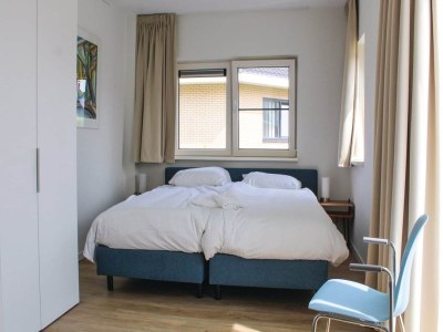 Holiday park Villa in Friesland with Waterfront Jetty - Features photo 15