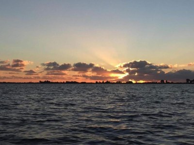 Holiday park Villa in Friesland with Waterfront Jetty - Environment photo 30