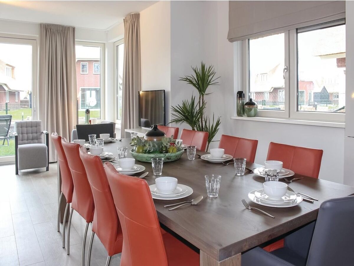 Holiday park Villa in Friesland mit Wassersteg - Features photo 5